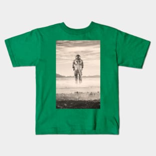 The unwanted gian Kids T-Shirt